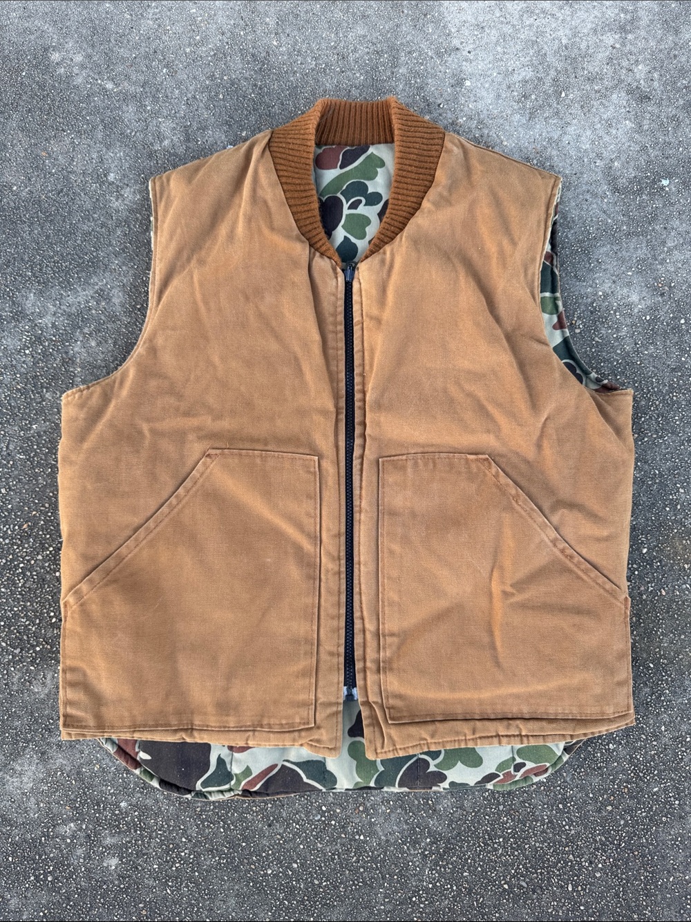VTG Walls Men's Brown Reversible Vest with Camo Lining XL